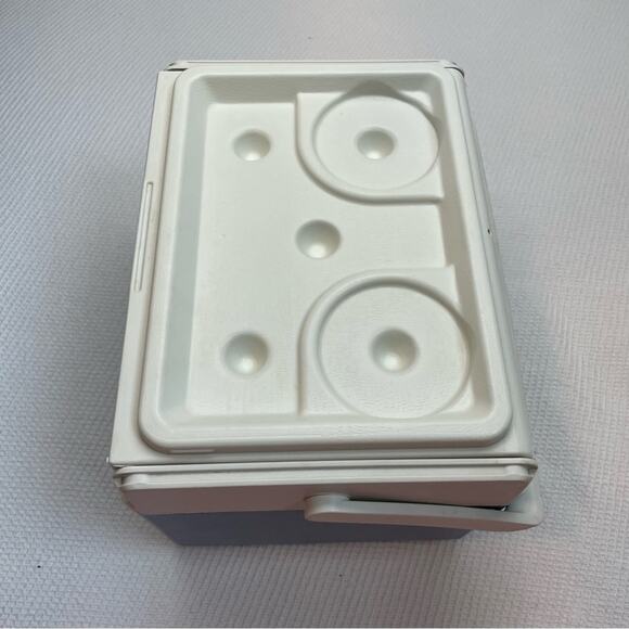 Coleman 5205 Flip Lid 5 Quart Personal Mini Cooler/Lunch Box - Picture 5 of 9